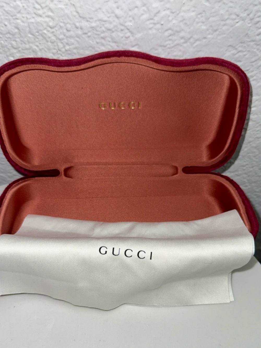 Gucci Coral Interior Sunglasses Case with Pink Trim